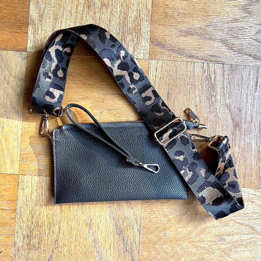 Convertible Crossbody Wristlet Handbag